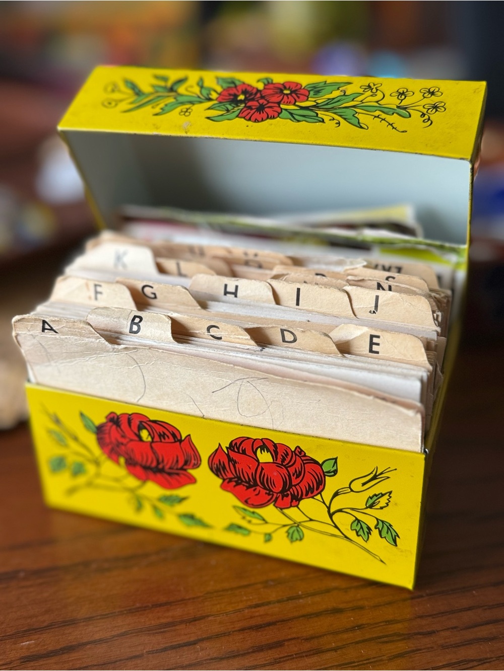 Vintage Tin Metal Recipe Box Yellow w/ Red Roses Flowers Address Book Ephemera